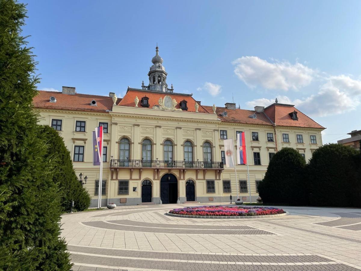 Apartmani Sombor Extérieur photo